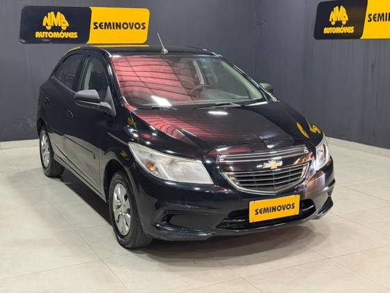 CHEVROLET ONIX 1.0 MPFI LT 8V FLEX 4P MANUAL CHEVROLET ONIX 1.0 MPFI LT 8V FLEX 4P MANUAL